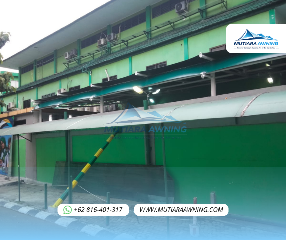 Membran Parkiran Sekolah